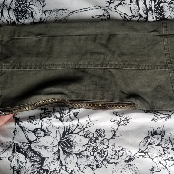 Navy Green Cargo Pants Mid Waist - Picture 2 of 2